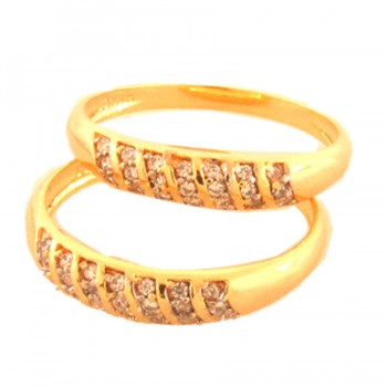 Anel aparador bananinha zirconia cristal. 140654