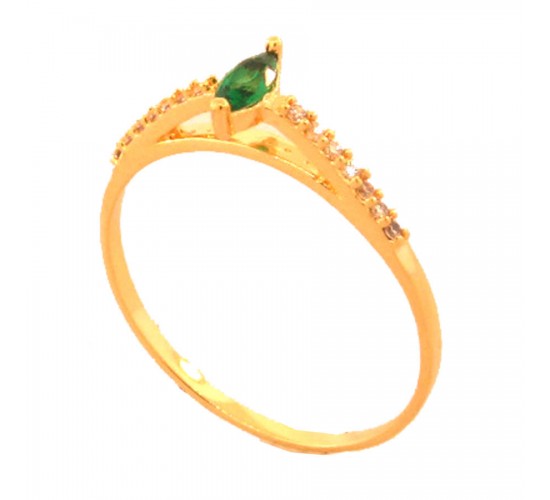 Anel solitario navete verde esmeralda 6mm zirconia cristal nas laterais. 141119