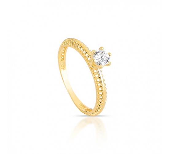Anel com zirconia cristal vazado mas laterais. 1415470