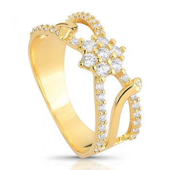 Anel vazado nas laterais com aro liso e zirconia cristal, flor cristal no centro. 1435470