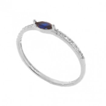 Anel solitario navete 6mm azul zirconia cristal nas laterais. 340033