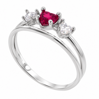 Anel aro liso com 3 coracoes zirconia vermelha no meio e cristal do lado, prata. 340055