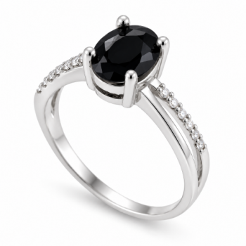 Anel solitario oval preto zirconia cristal nas laterais, prata. 341185