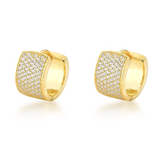 Brinco argola media pave larga zirconia cristal na fente. 8x4mm. 150771