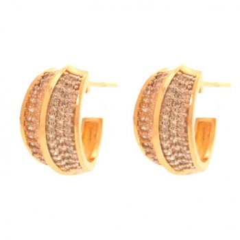 Brinco meia argola media zirconia cristal filete liso no centro. 16x10mm. 151383