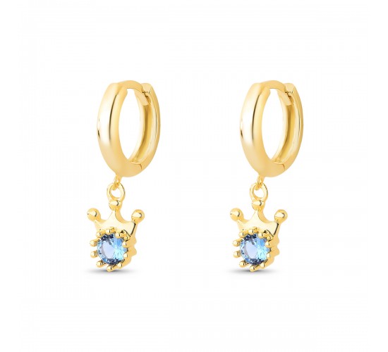 Brinco argola pequena com coroa azul claro pendurada, prata com banho de ouro. 1535391