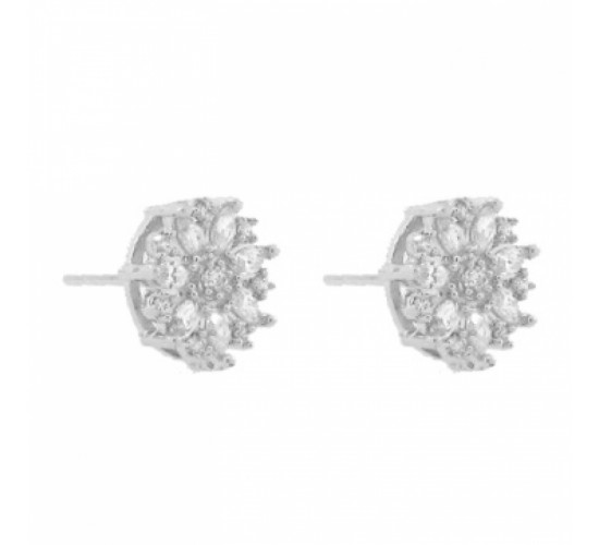 Brinco navete cristal com zirconia cristal no centro. 9.5mm, prata. 351551