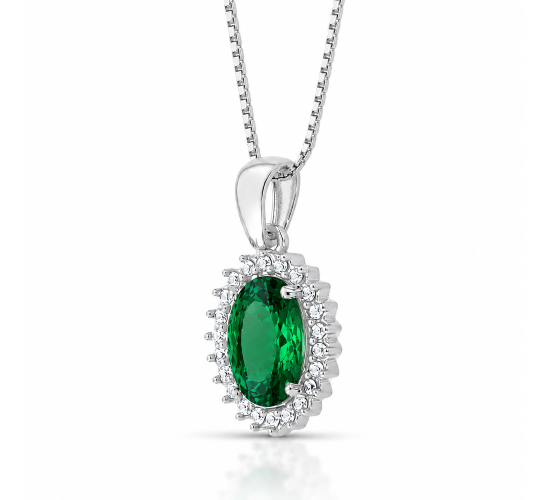 Colar oval verde esmeralda 17mm com zirconia cristal em volta, prata. 3635598